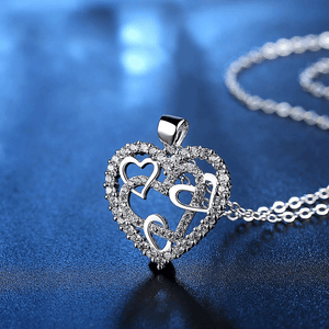 Interlocking Hearts Necklace - š©āā¤ļøāš©''Sisters of my soul & Friends of my heart''š