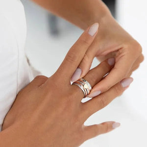 To My Bestie - I'm always right here - Spinner Heart Ring