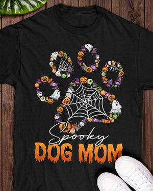 Dog Mom Hlw Classic T-Shirt