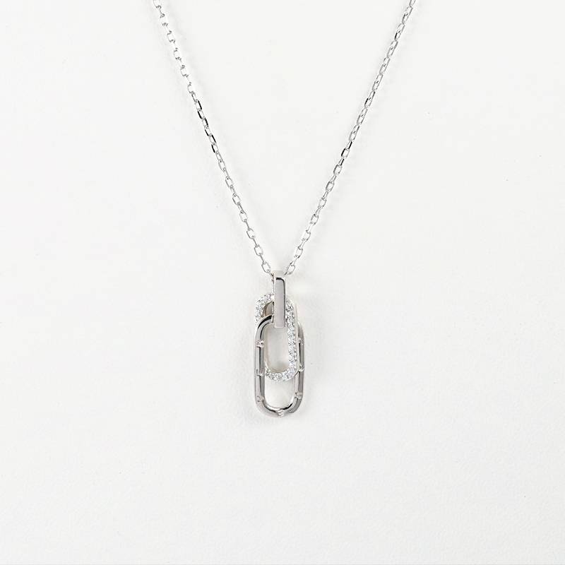 INTERLOCKING NECKLACE