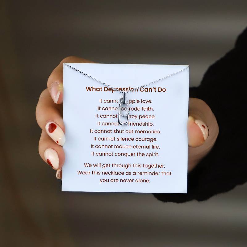 INTERLOCKING NECKLACE