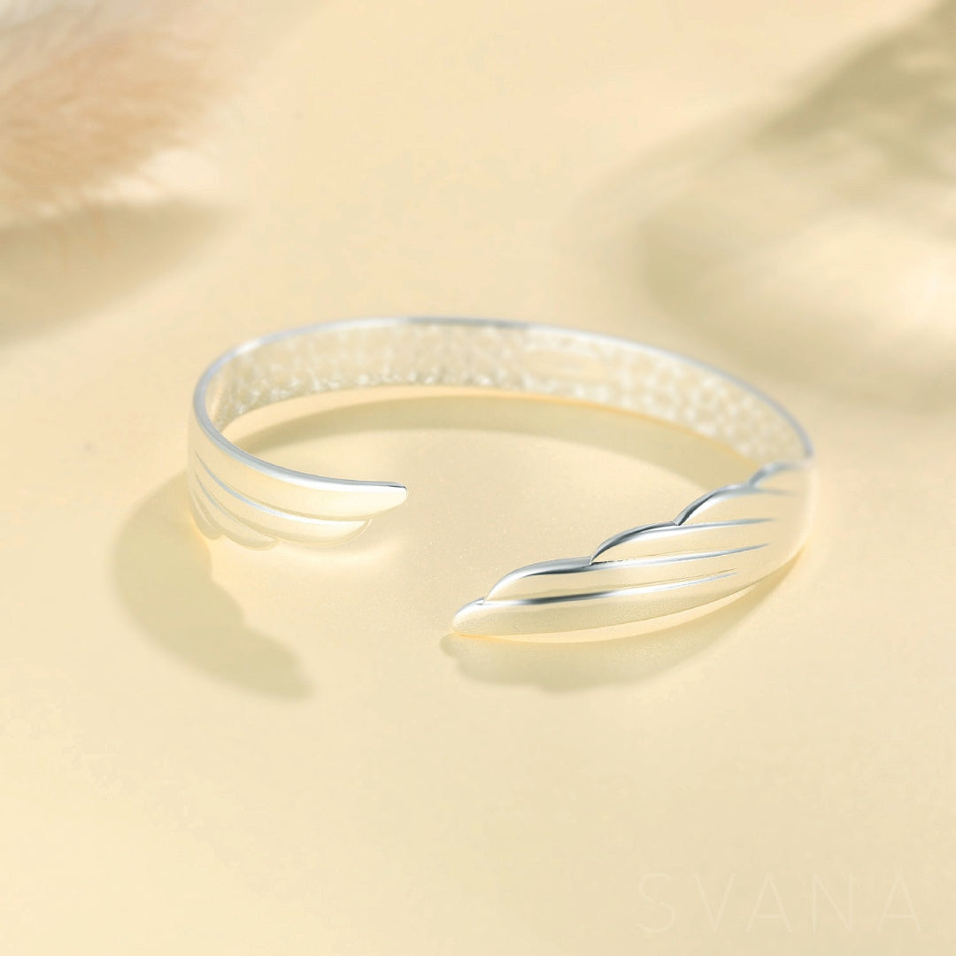 To My Husband Keep You in My Heart Forever Angel Wing Bracelet