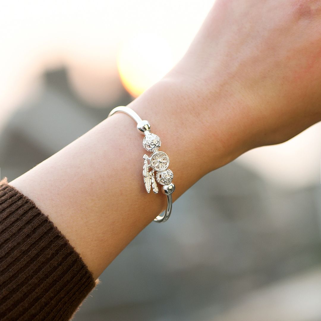 To My Granddaughter, I Love You Dreamcatcher Bangle