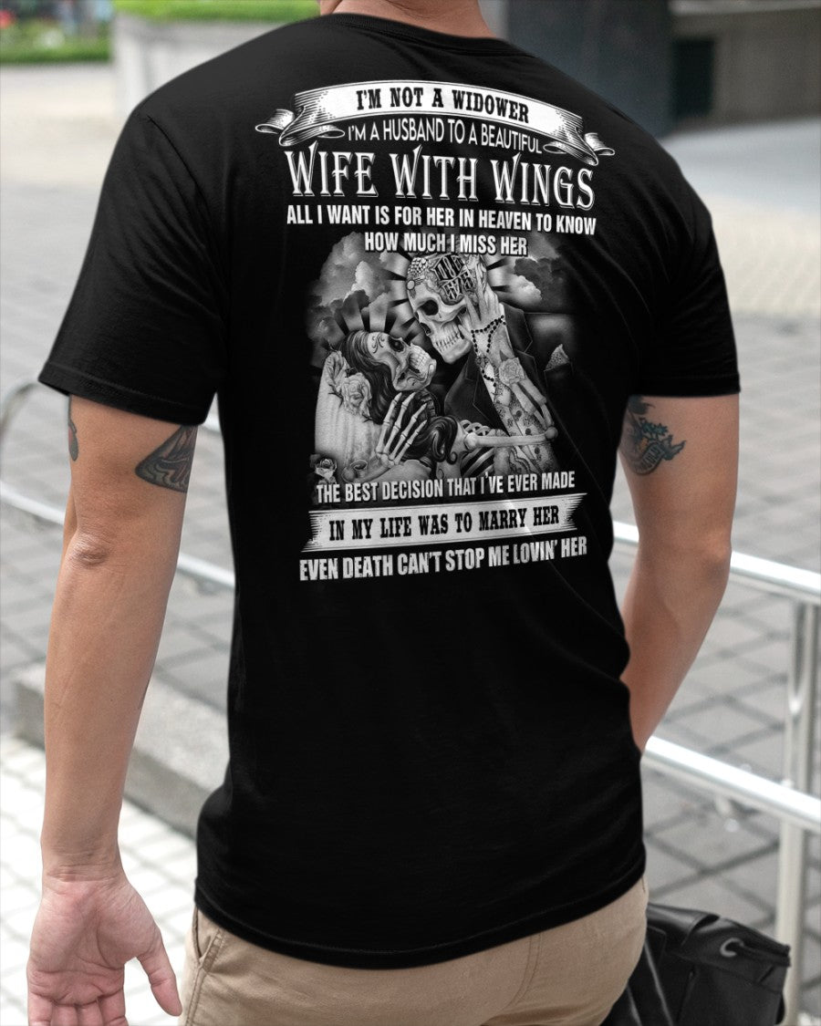 I'M A HUSBAND TO A BEAUTIFUL WIFE WITH WINGS Classic T-Shirt