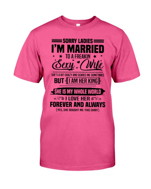 I'm Married To A Freakin Sexy Wife - Best Gift For Husband Classic T-Shirt