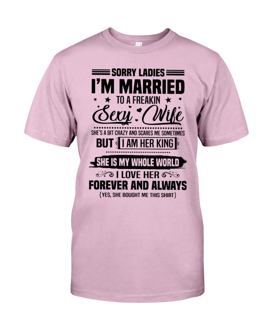 I'm Married To A Freakin Sexy Wife - Best Gift For Husband Classic T-Shirt