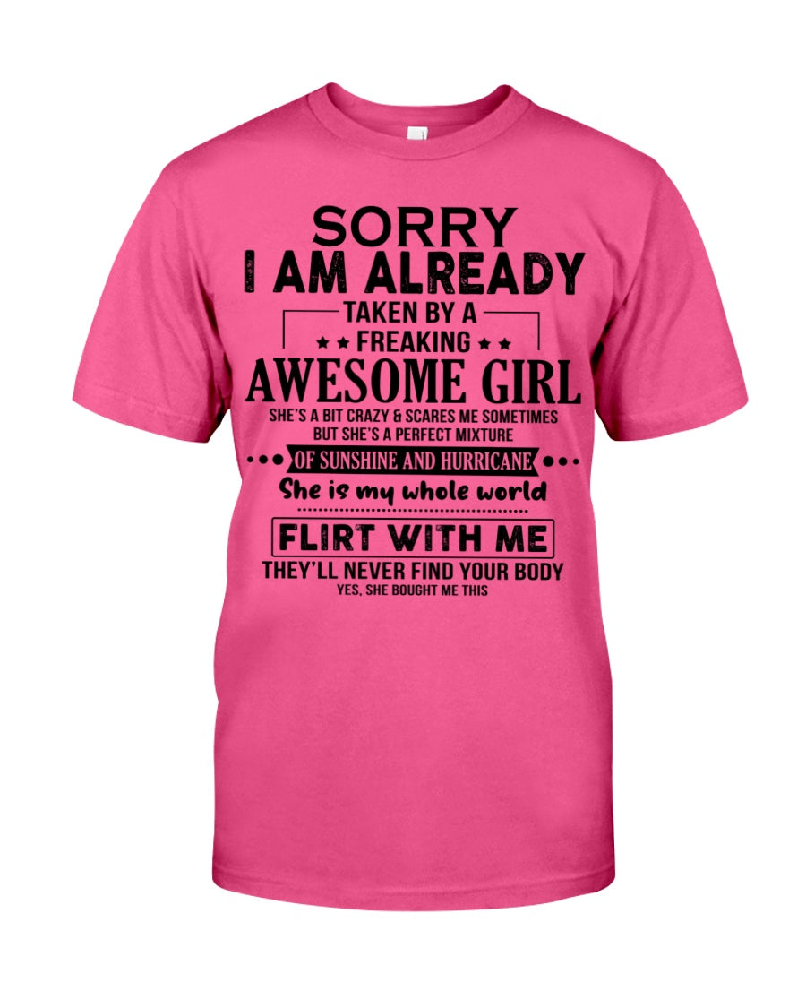 She Is My Whole World - Best Gift For Husband Classic T-Shirt