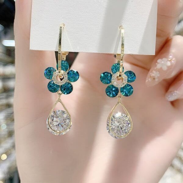 Fashion Flower Crystal Earrings