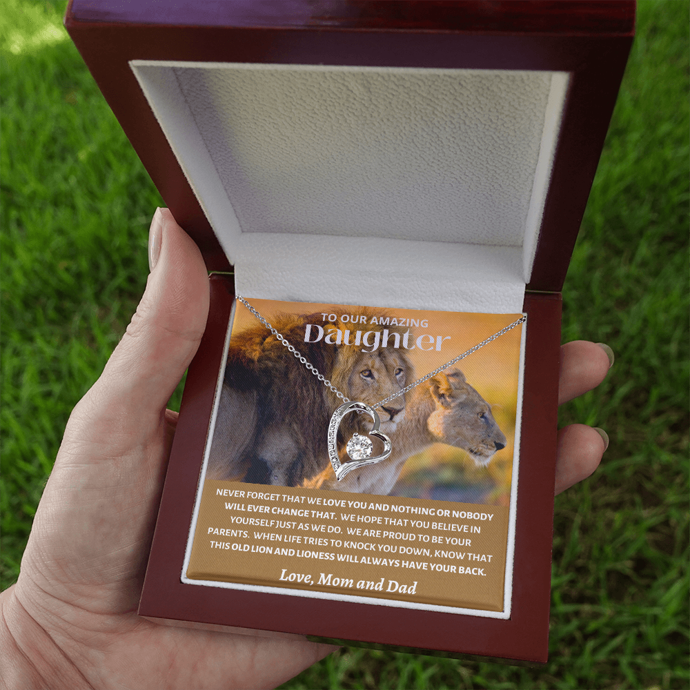 Amazing Daughter - Mom and Dad Old Lions - Forever Love Necklace