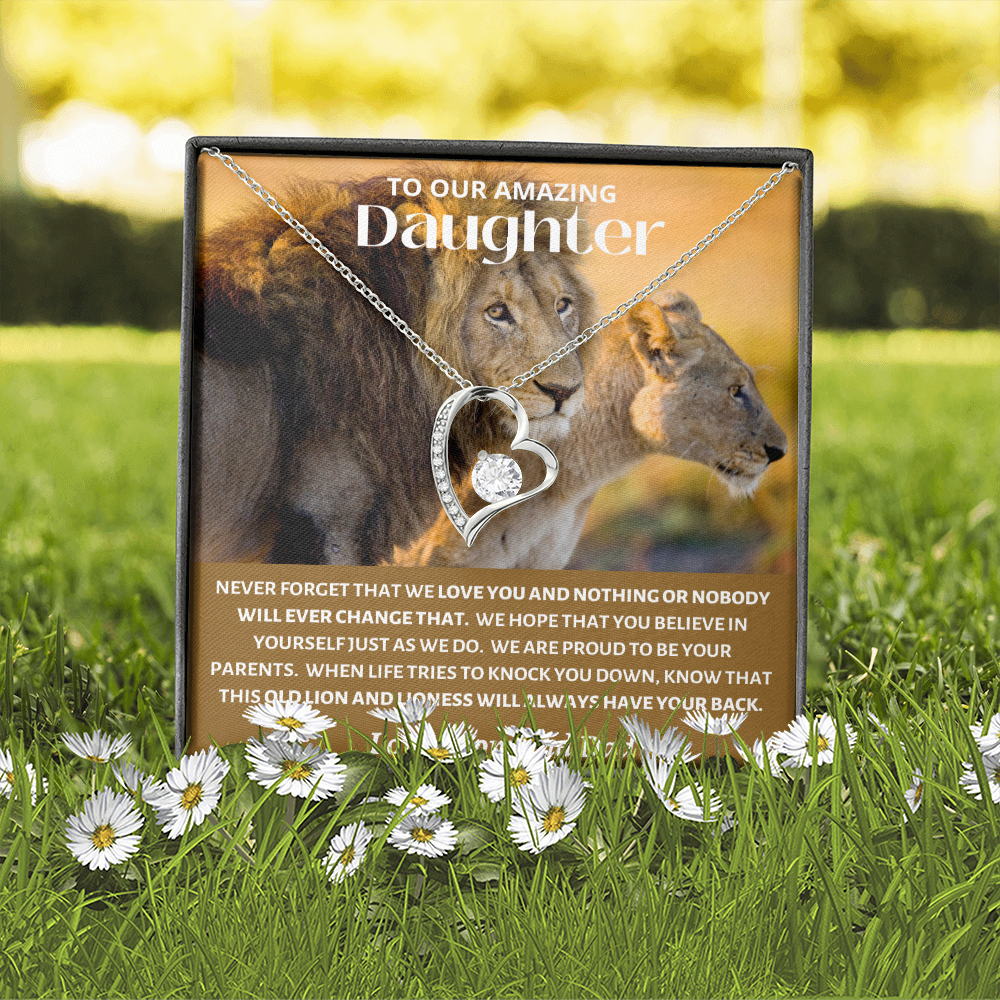 Amazing Daughter - Mom and Dad Old Lions - Forever Love Necklace